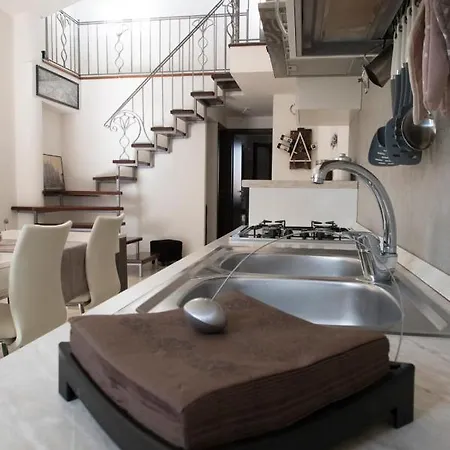 Nel Vicoletto Del Conte